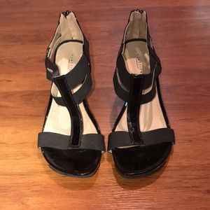 Reaction - Kenneth Cole Women’s Wedges